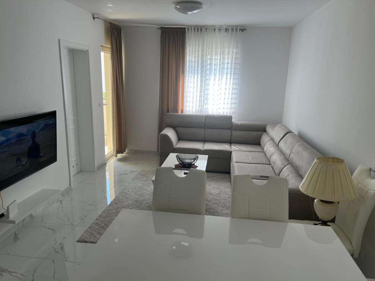 Adriatik apartman Bečići Exterior foto