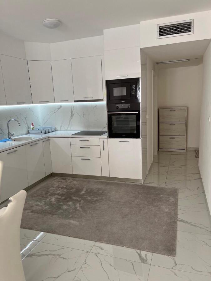 Adriatik apartman Bečići Exterior foto