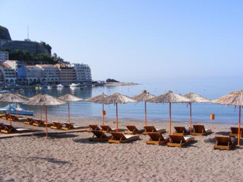 Adriatik apartman Bečići Exterior foto